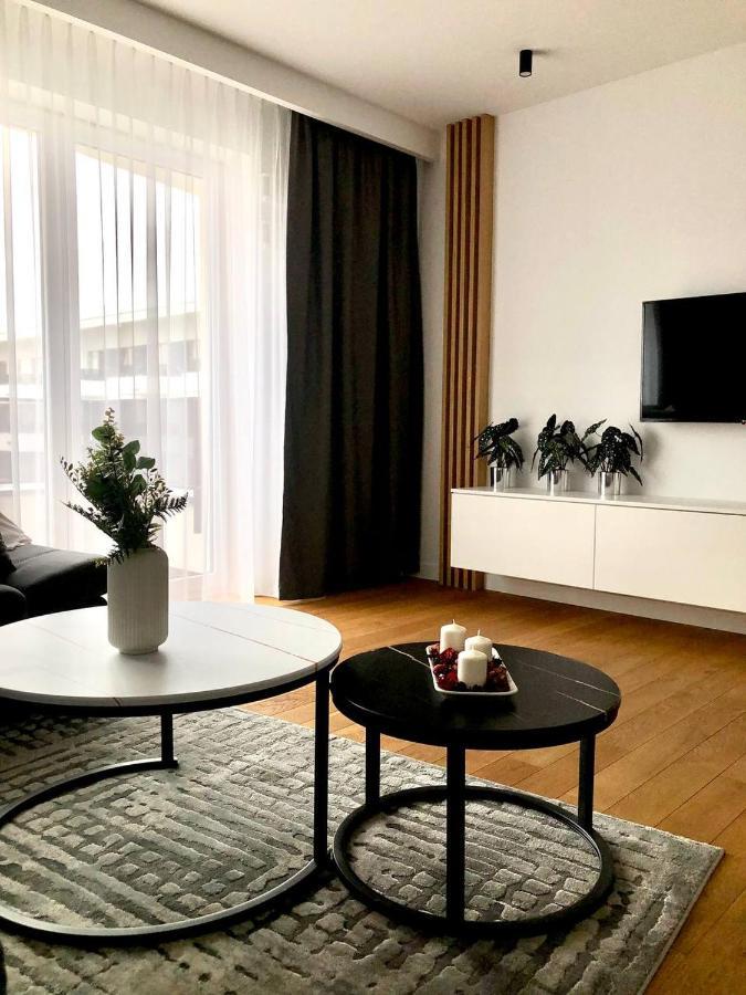 Apartaments Airport Okecie Premium Varšava Exteriér fotografie