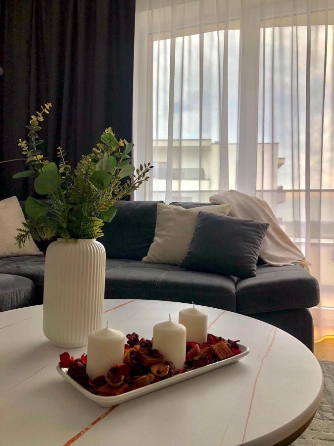 Apartaments Airport Okecie Premium Varšava Exteriér fotografie