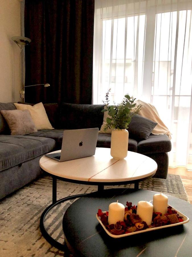 Apartaments Airport Okecie Premium Varšava Exteriér fotografie